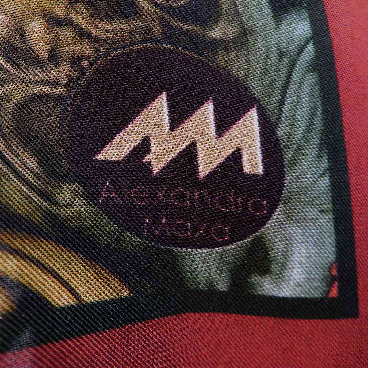 Modal-Schal "Waldtierparade"