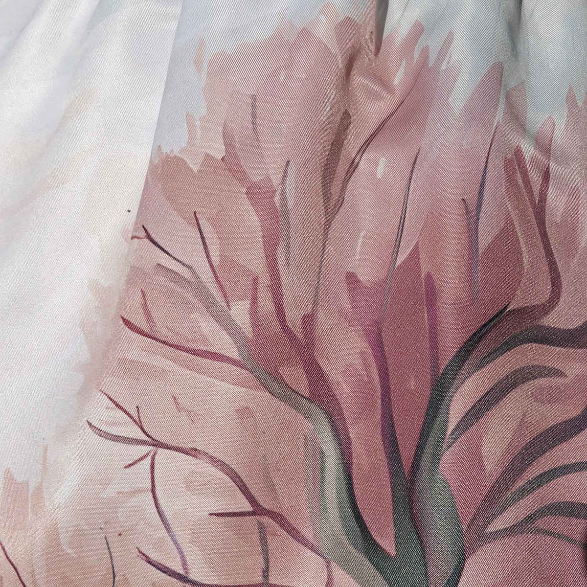 Dirndlschürze "Springender Hirsch" in Mini  von Alexandra Maxa TD-D07534-05 Detailansicht von einem abstrakten Baum