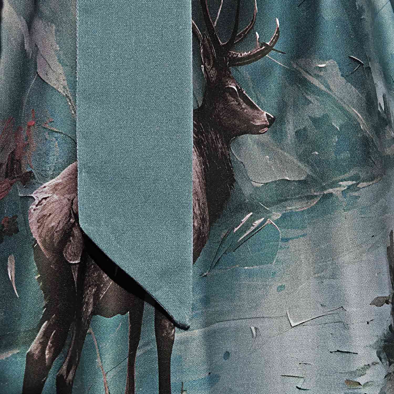 Dirndlschürze "Wächter am Fluss" in Mini von Alexandra Maxa TD-D07540-10 Detailansicht vom Schürzenband